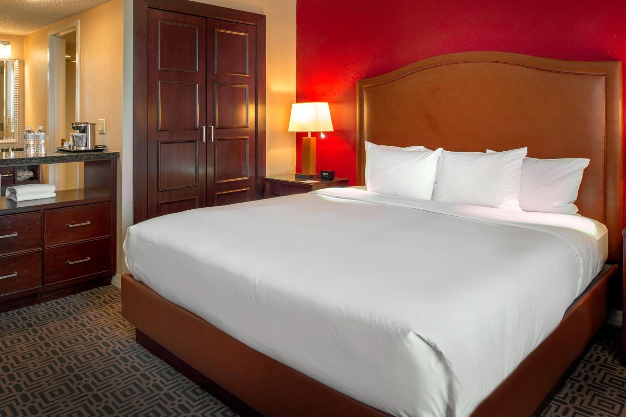 Doubletree By Hilton Hotel St. Louis - צ'סטרפילד מראה חיצוני תמונה