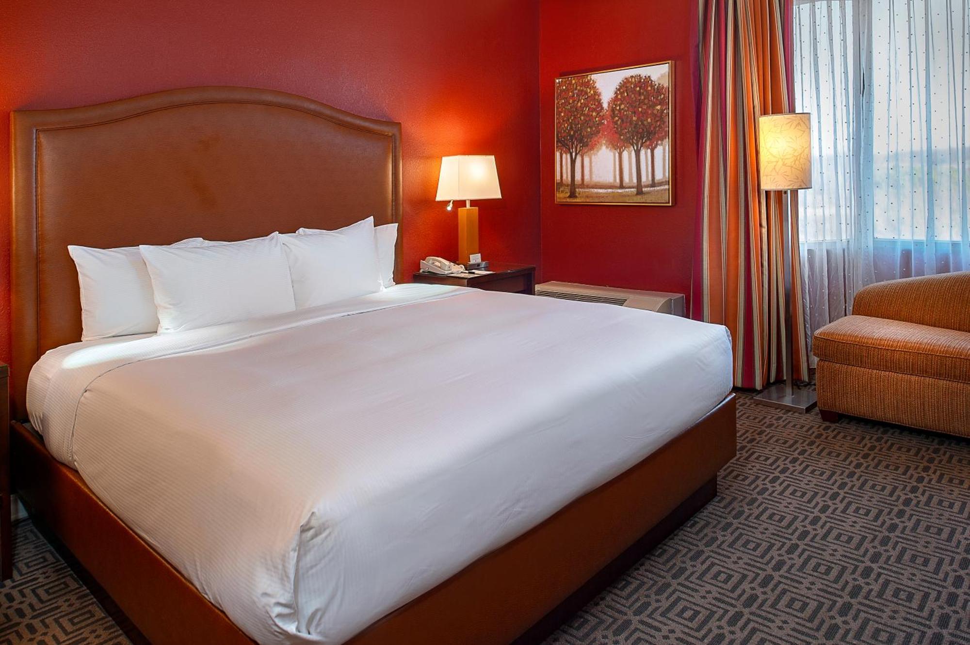 Doubletree By Hilton Hotel St. Louis - צ'סטרפילד מראה חיצוני תמונה